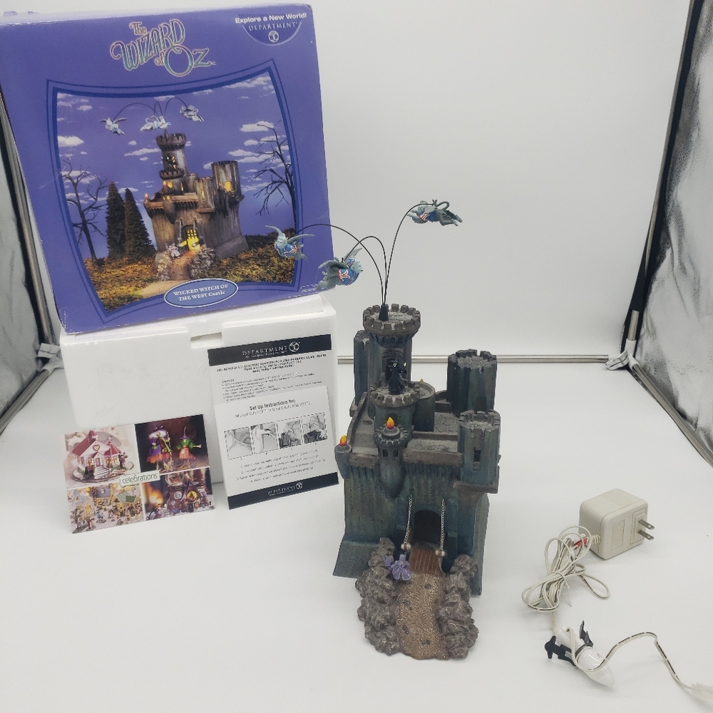 Department 56 "Wicked Witch of the West Castle" 59352